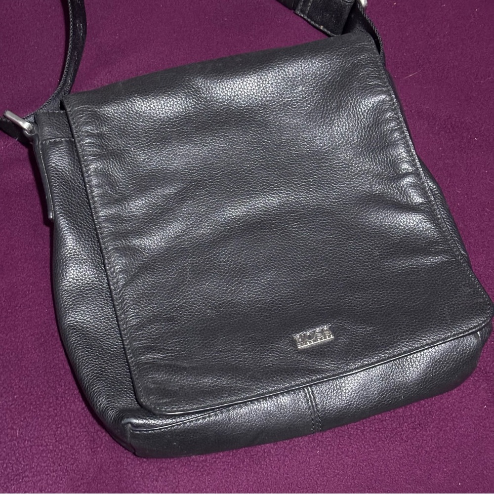 Hugo Boss Black Leather Messenger Bag